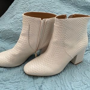 LOFT White Booties